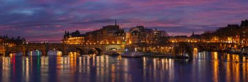 Pont Neuf at sunrise by Markus Lange