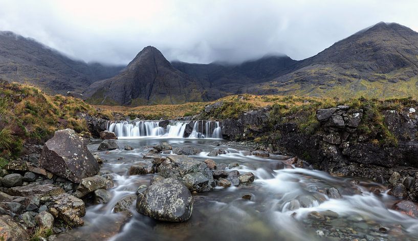 River on Skye von Douwe van Willigen