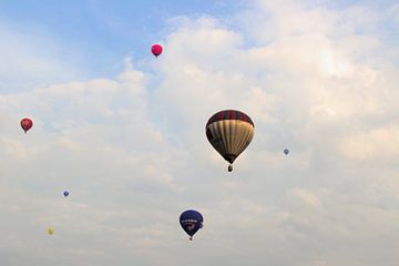 Het is druk in de lucht.