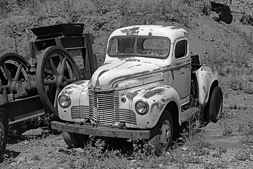 Voitures et camions anciens à Hayes Arizona USA