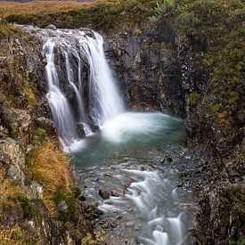 Waterval op het schotse eiland Skye van Douwe van Willigen