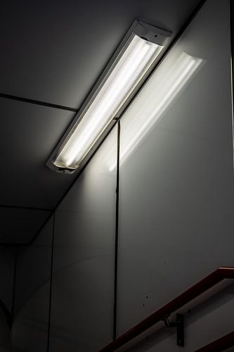 a fluorescent lamp
