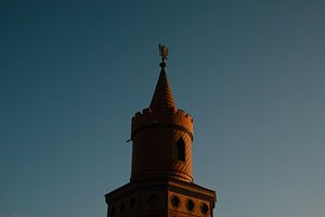Oberbaumbrücke Berlin - Tour de briques historique dans la lumière du soir