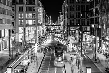 Berlijn-Friedrichstrasse - nachtleven in de stad