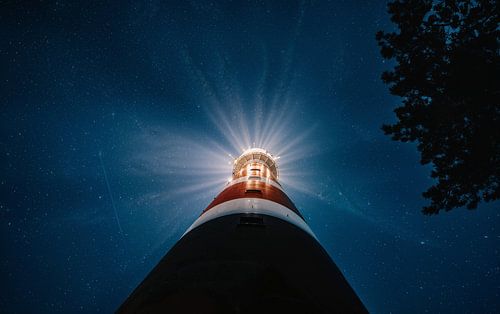 The lighthouse of Ameland by Throughmyfeed