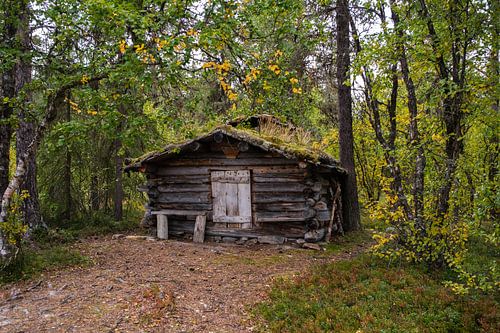 Oude hut langs de Friisveien in Noorwegen
