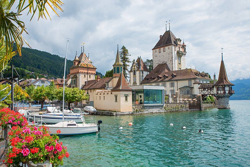 mooi kasteel Oberhofen, meer Thunersee met boten van SusaZoom