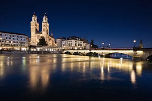 Zurich with Größmünster and Münsterbrücke