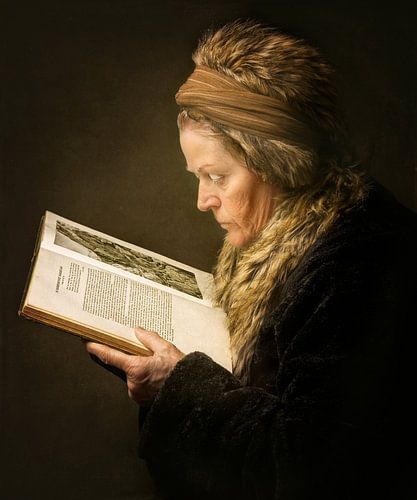 Reading Woman