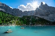 imposant bergmassief aan het Lago del Sorapiss van Leo Schindzielorz thumbnail