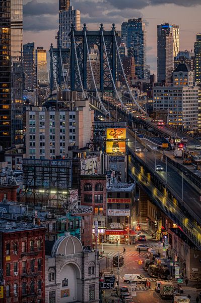 Manhattan Bridge - Chinatown Glow by Karsten Rahn