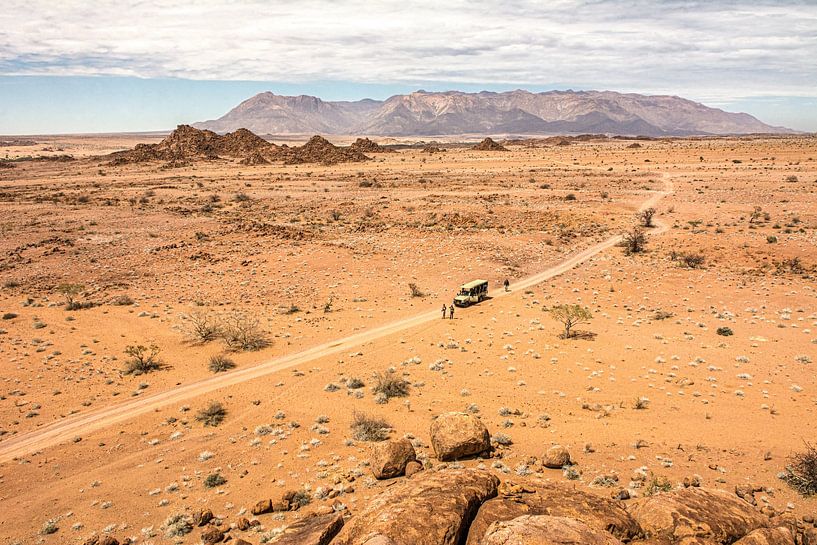 Round trip Namibia with a jeep by Corno van den Berg