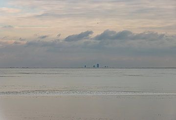 ALMERE Abstracte skyline van Paul Veen