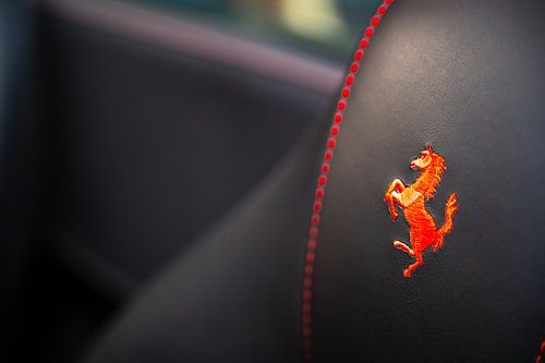 Ferrari 488 Spider voiture de sport siège en cuir détail
