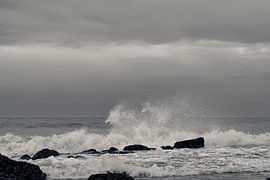 A rough sea by Rik Verslype