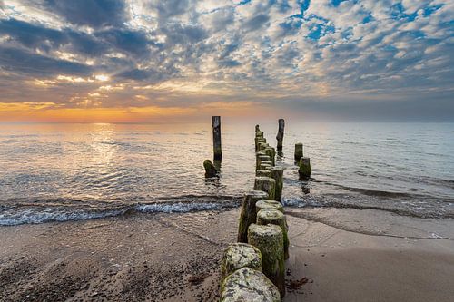 Kribben aan de kust van de Oostzee bij Graal Müritz