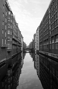 Warehouse district by Matthias Brix