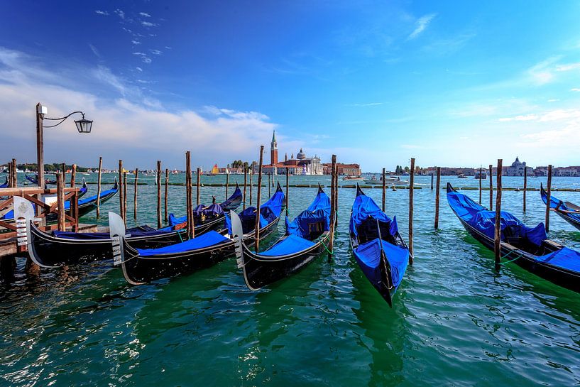 Gondoles de Venise par Roy Poots