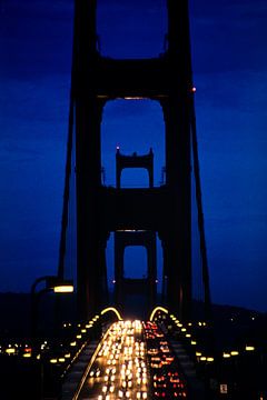 Golden Gate Bridge bij nacht van Dieter Walther