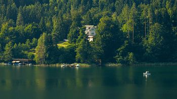 Maison au bord du lac