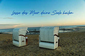 Seelenheil - Strandkörbe bei Sonnenaufgang in Cuxhaven-Sahlenburg