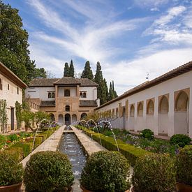 Alhambra - Patio de l'Acequia - 2 sur René Weijers