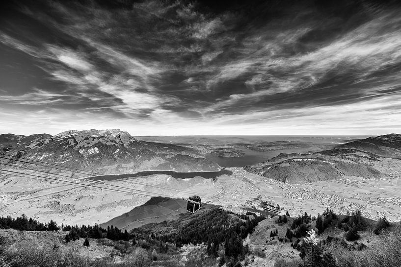 Cabrio Stanserhorn Bahn - version noir et blanc par Tony Buijse