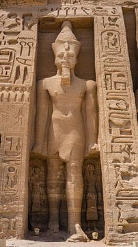 Riesenstatuen in Abu Simbel, Ägypten von Jessica Lokker