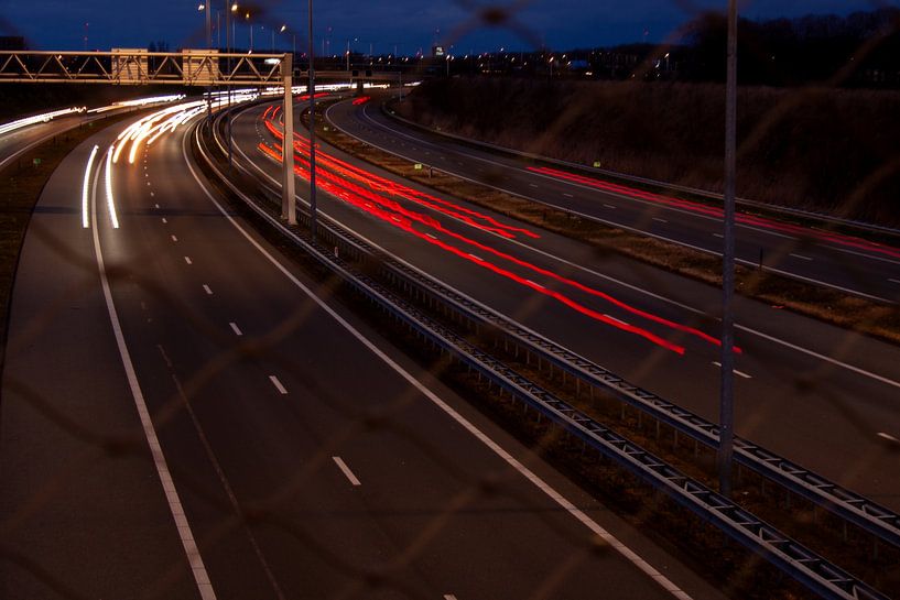 Autoroute A6 dans l'obscurité, vitesse d'obturation longue par Marco Theunissen