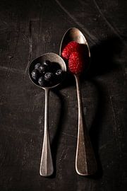 Spoons with fruit by Annemieke Nierop