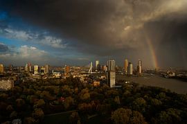 Code rot in Rotterdam / Euromast von Rob de Voogd / zzapback