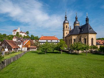 Schloss Weinstein mit der Basilika in Gößweinstein von Animaflora PicsStock