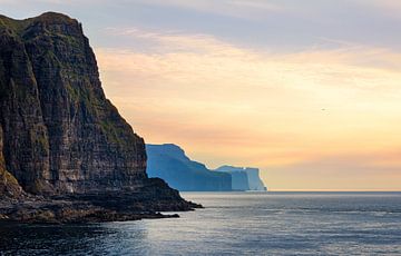 Côte des îles Féroé, Danemark sur Adelheid Smitt