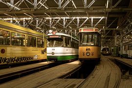 Trams Dans le hangar sur Pixel Meeting Point