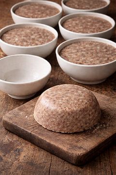 Kopfkäse. Stilleben aus der Wurstküche.