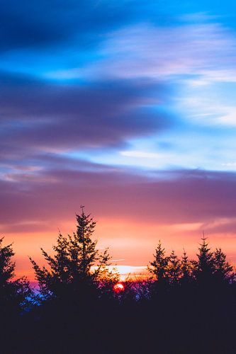 Lever de soleil dans le matin froid