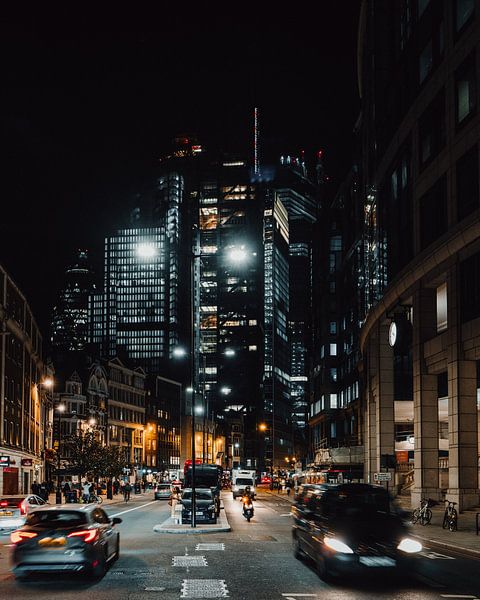 London by Hello Pompoyo