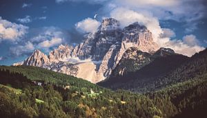 Panorama de la montagne des Dolomites