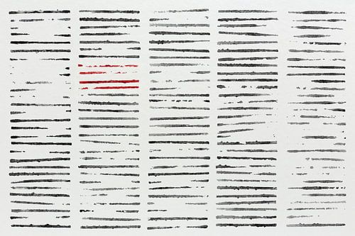 Veel zwarte en vier rode streepjes (lijnen strepen behang abstracte kunst hand made zwart wit stoer