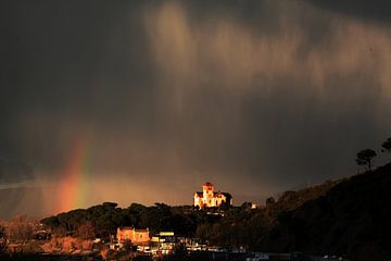 Storm and rainbow in the mountains of Montcada Spain van 10x15 Fotografia