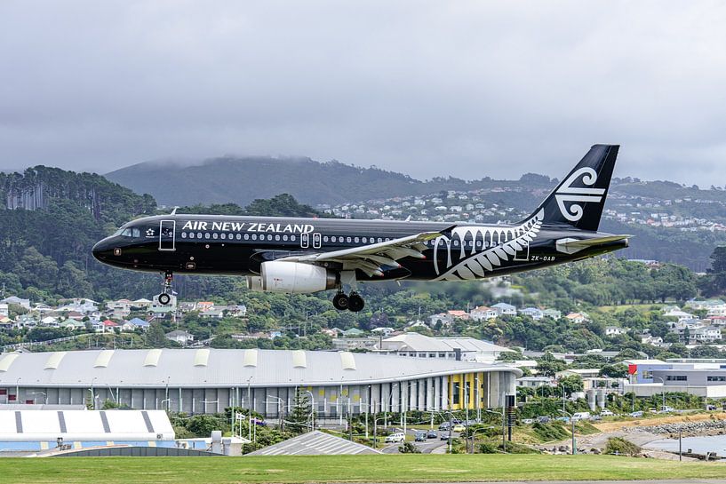 Air New Zealand Airbus A320 at Wellington Airport. by Jaap van den Berg