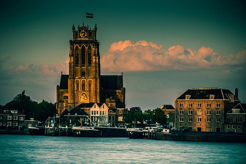 Vue de Dordrecht de la Grote Kerk dans le style de New York