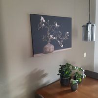 Photo de nos clients: magnolia en vase par Klaartje Majoor, sur toile
