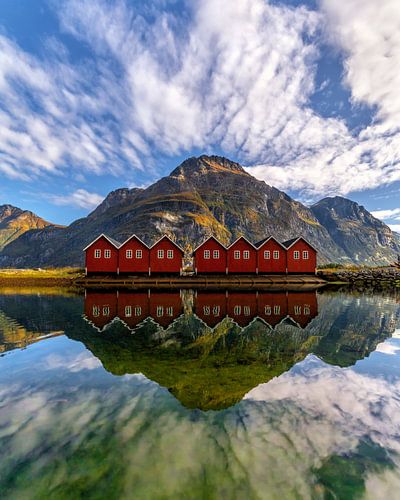 A Norwegian mirror
