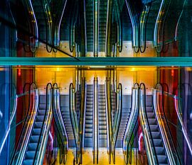 Roltrappen by Maerten Prins