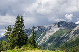 Mountains in Norway van Rico Ködder