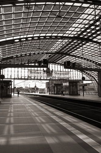 Platforms at Berlin Central Station in the Moabit district