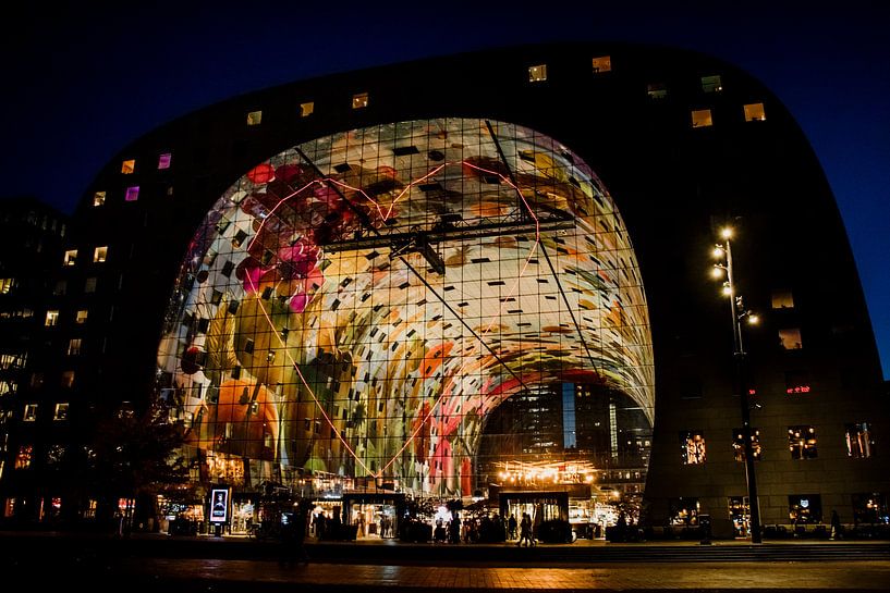 Marktha bei Nacht, Rotterdam von Pix-Art By Naomi.k