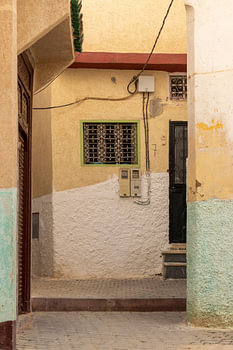 Bunte Straßen in Marokko | Reisefotografie Druck | Straßenfotografie