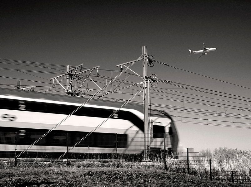 It's up to you; Train or Plane... van Fons Bitter